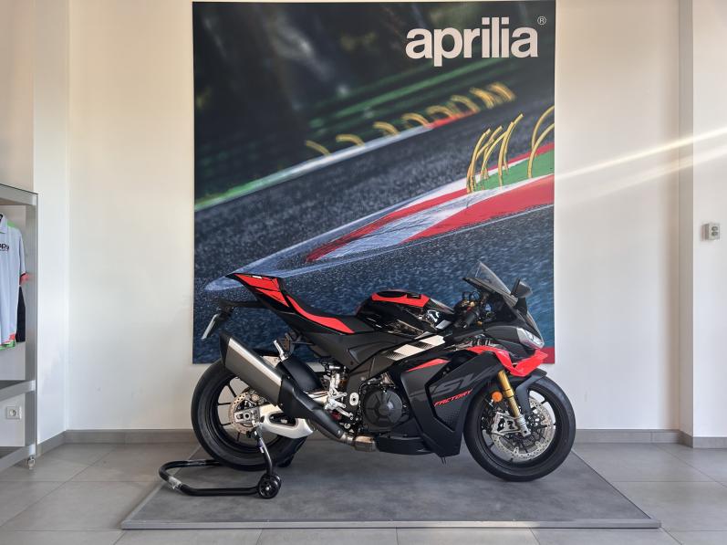 APRILIA RSV4 1100 FACTORY E5+